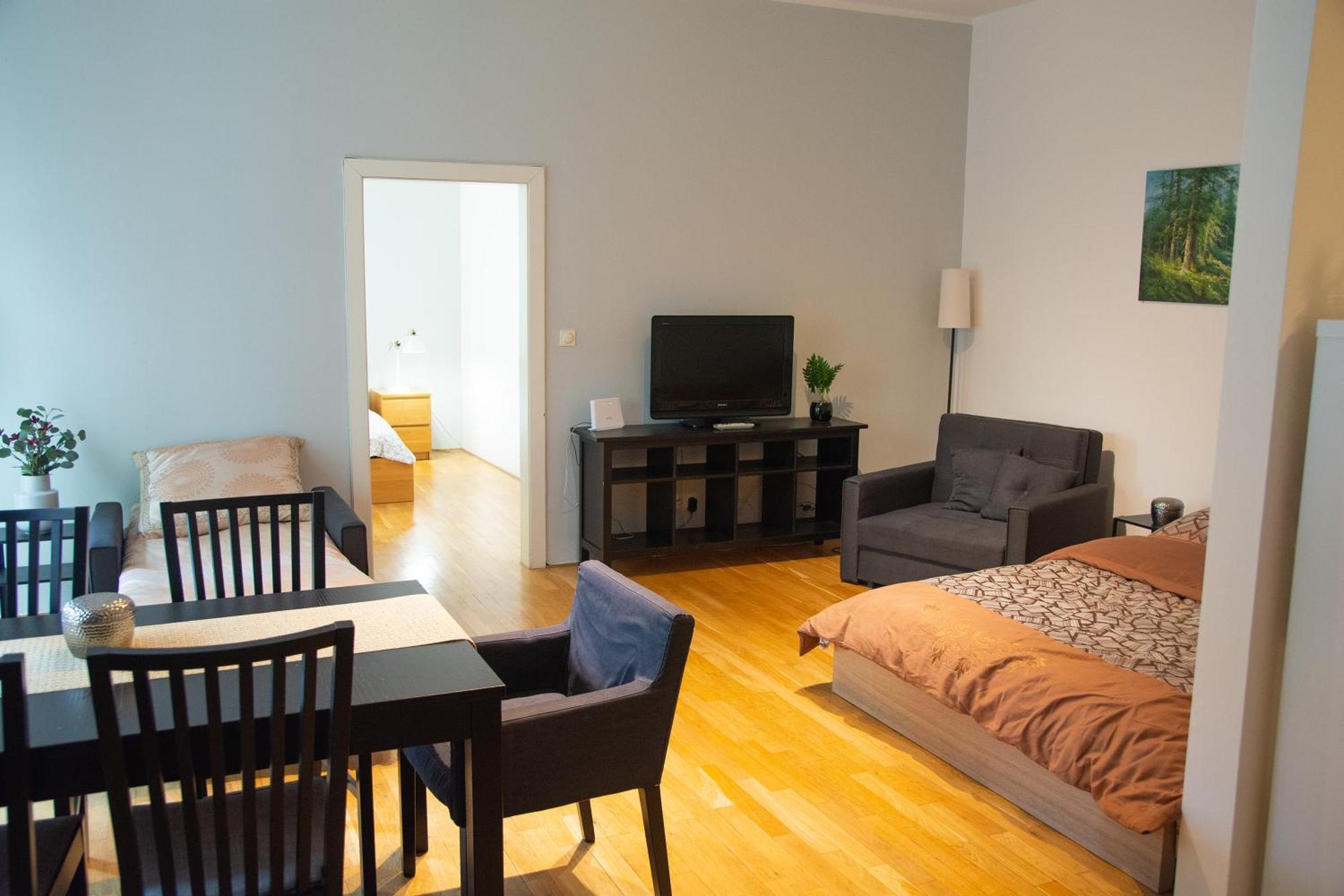 City Centre Garden Apartment With Parking 프라하 외부 사진